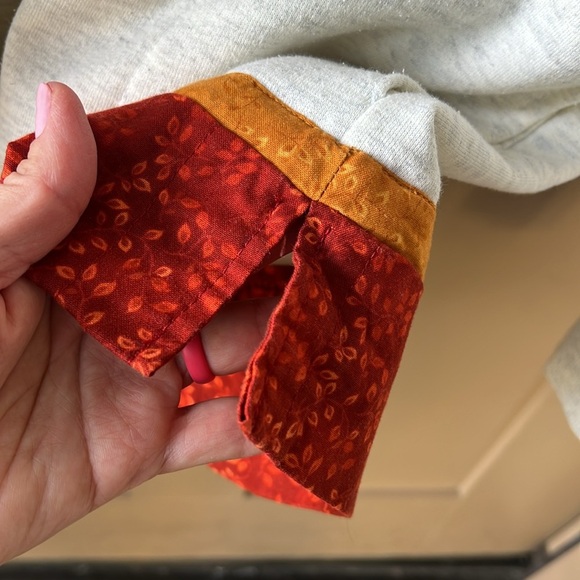 Vintage CityScape Canada Graphic Embroidered Sweatshirt Gray Maple Leaf Trim SzM - Picture 11 of 11